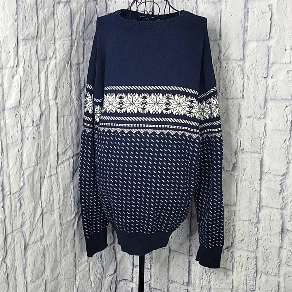 J. CREW Snowflake Holiday Sweater‎ XL